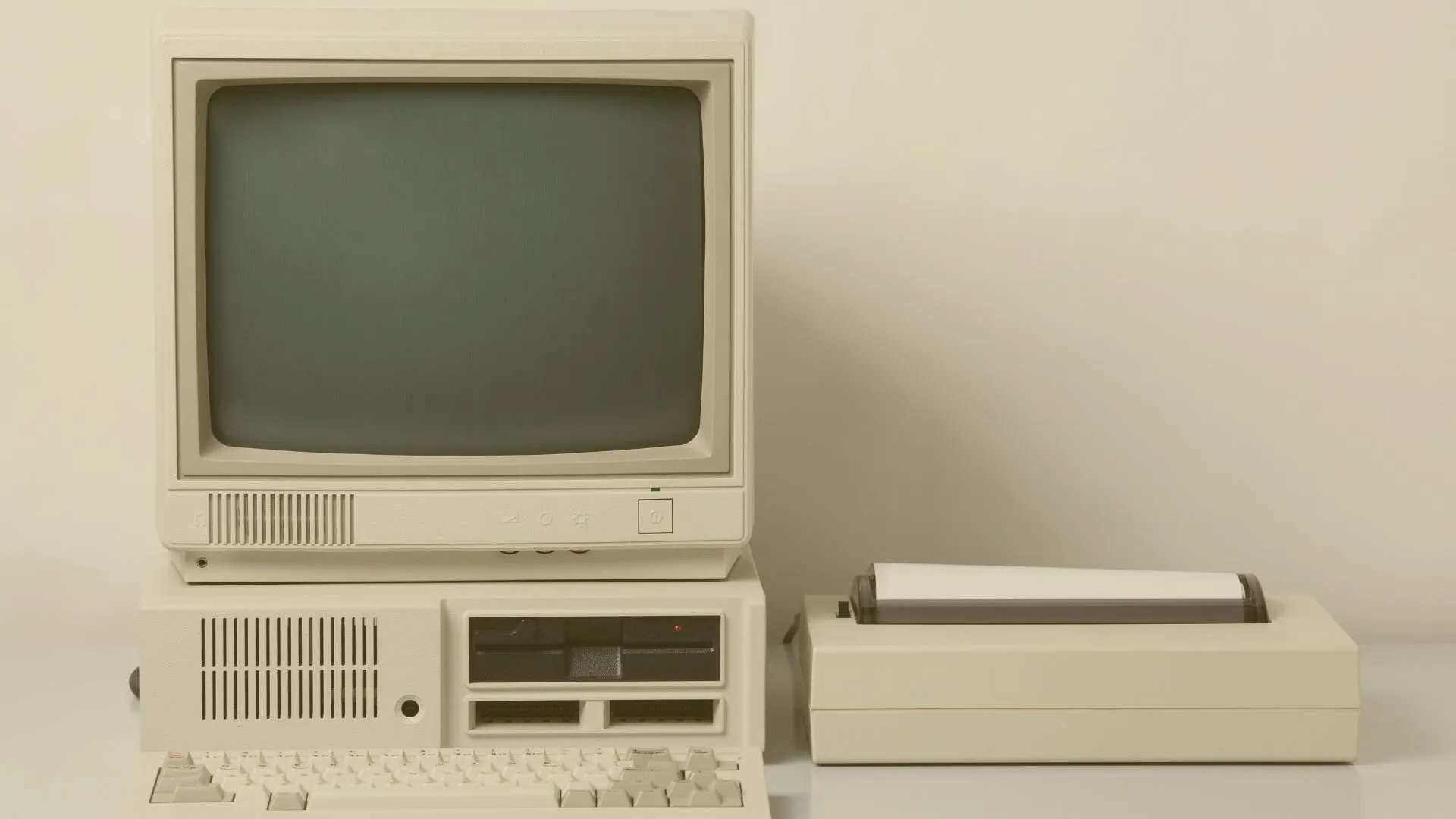 Vanha tietokone